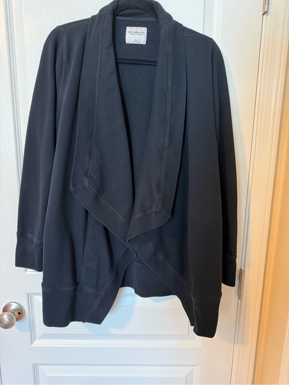 Abercrombie & Fitch Black Cozy Fleece Cardigan